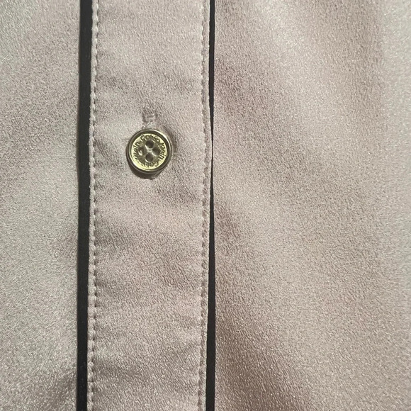 Calvin Klein Button Up Blouse l PTP 21.5 - Picture 6 of 8